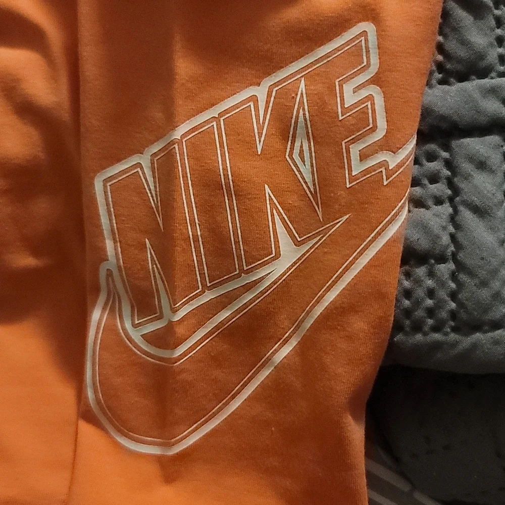NIKE GIRL'S TIGHT FIT LOGO LEGGING: PEACH: NWT: SZ M